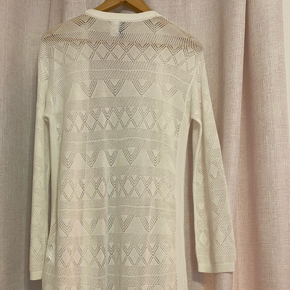 An ivory knit cardigan size XS - Picture 3 of 11